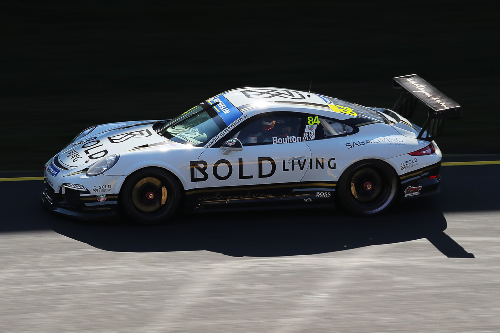 Brett Boulton #84 racing at Sydney Motorsport Park 2019