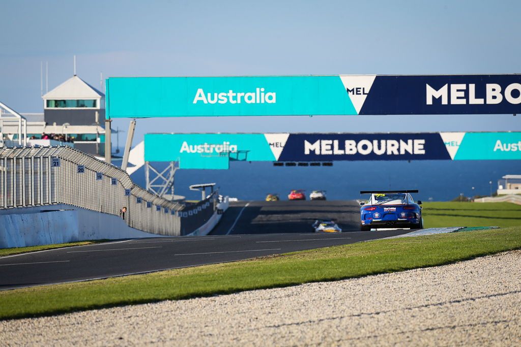 Michael Hovey #73 racing at Phillip Island Circuit 2019