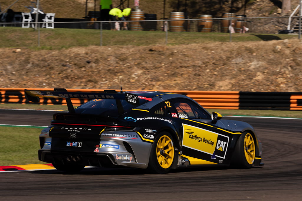 Harri Jones #12 racing at Hidden Valley Raceway 2022
