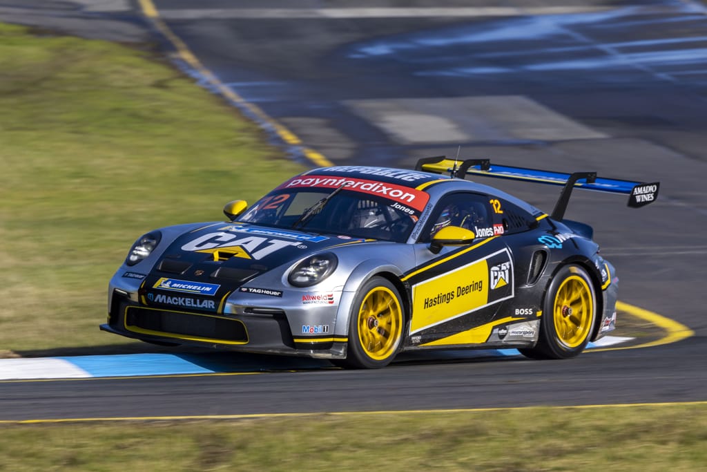 Harri Jones #12 racing at Sandown International Raceway 2022