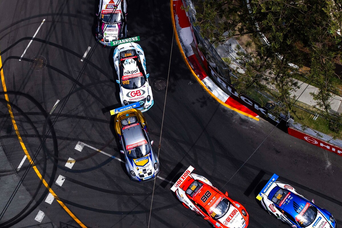 Caleb Sumich #7 racing at Surfers Paradise Street Circuit 2025